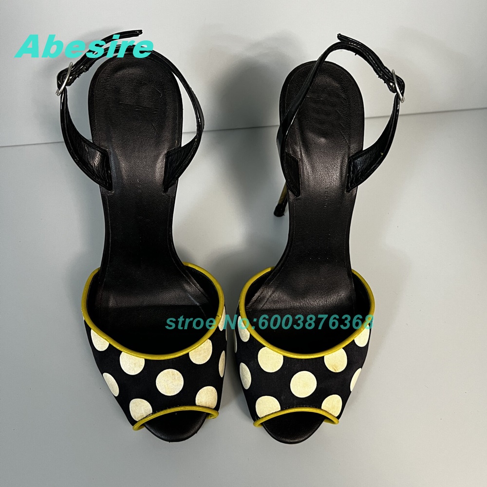 Polka Dot Patchwork Two-Tone S - Women Fashion Show recension och pris