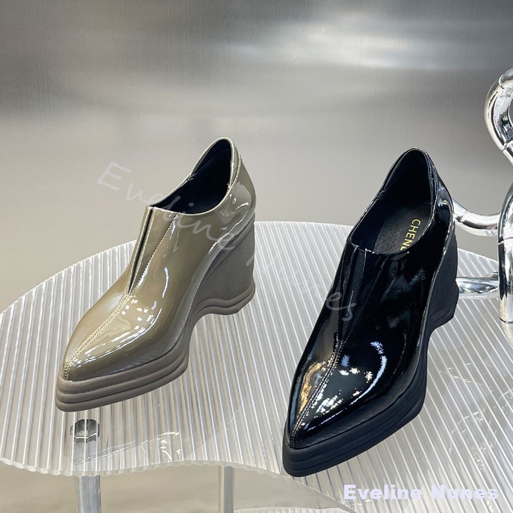 Patent Leather V Cut Pointed T - Women'S Fashion Layering recension och pris